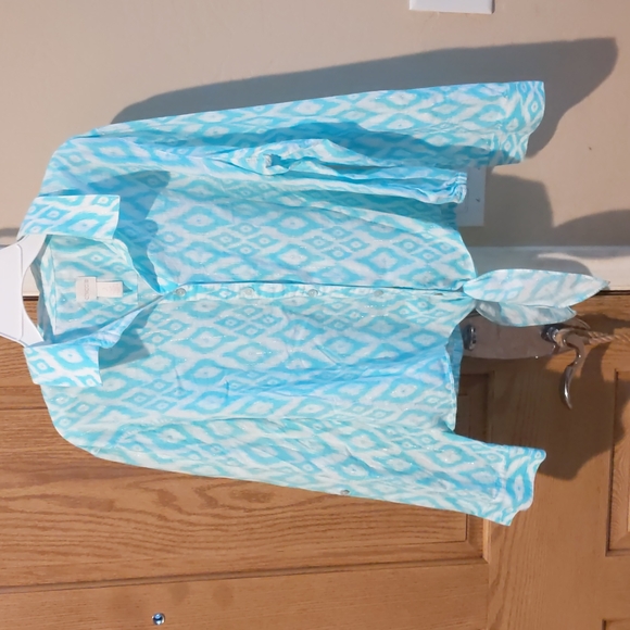 Chico's Tops - Chico's, size 2 adjustable long sleeve, belly tie, button down top
